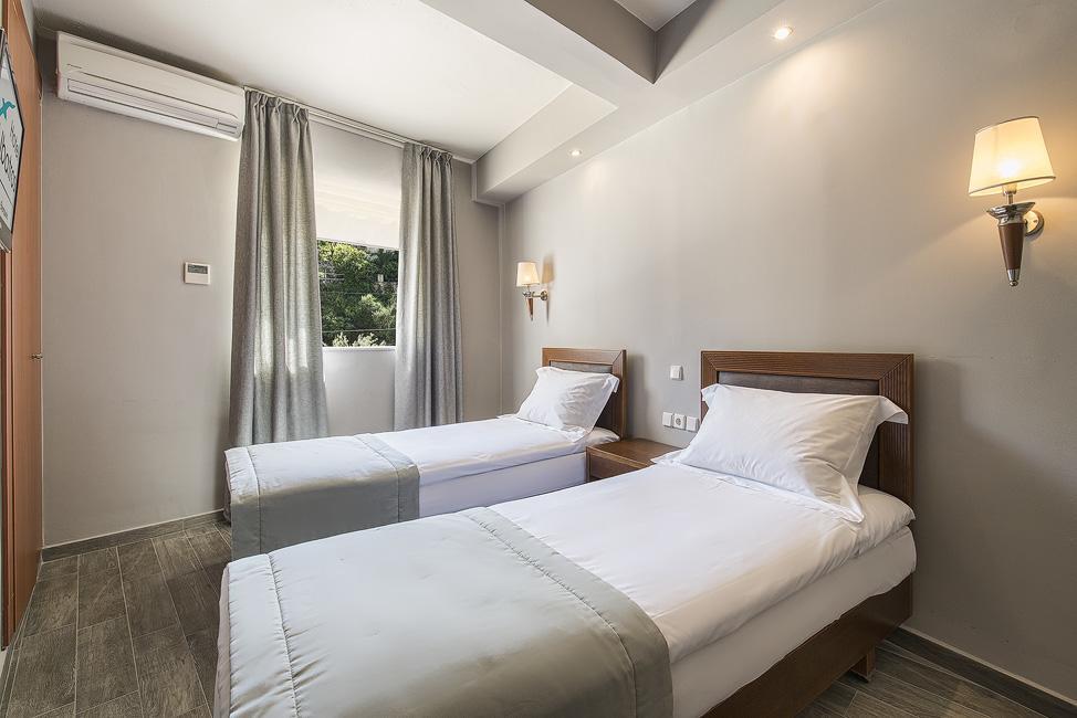 Albatros Hotel Sívota Esterno foto